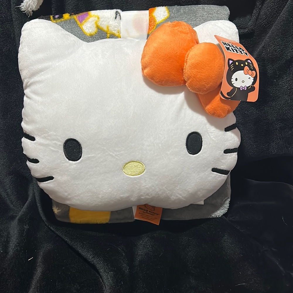 New Hello Kitty Halloween plush blanket & pillow 45” x 55”